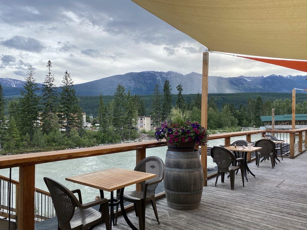 Rockwater Grill – Golden Rockwater Grill – Golden